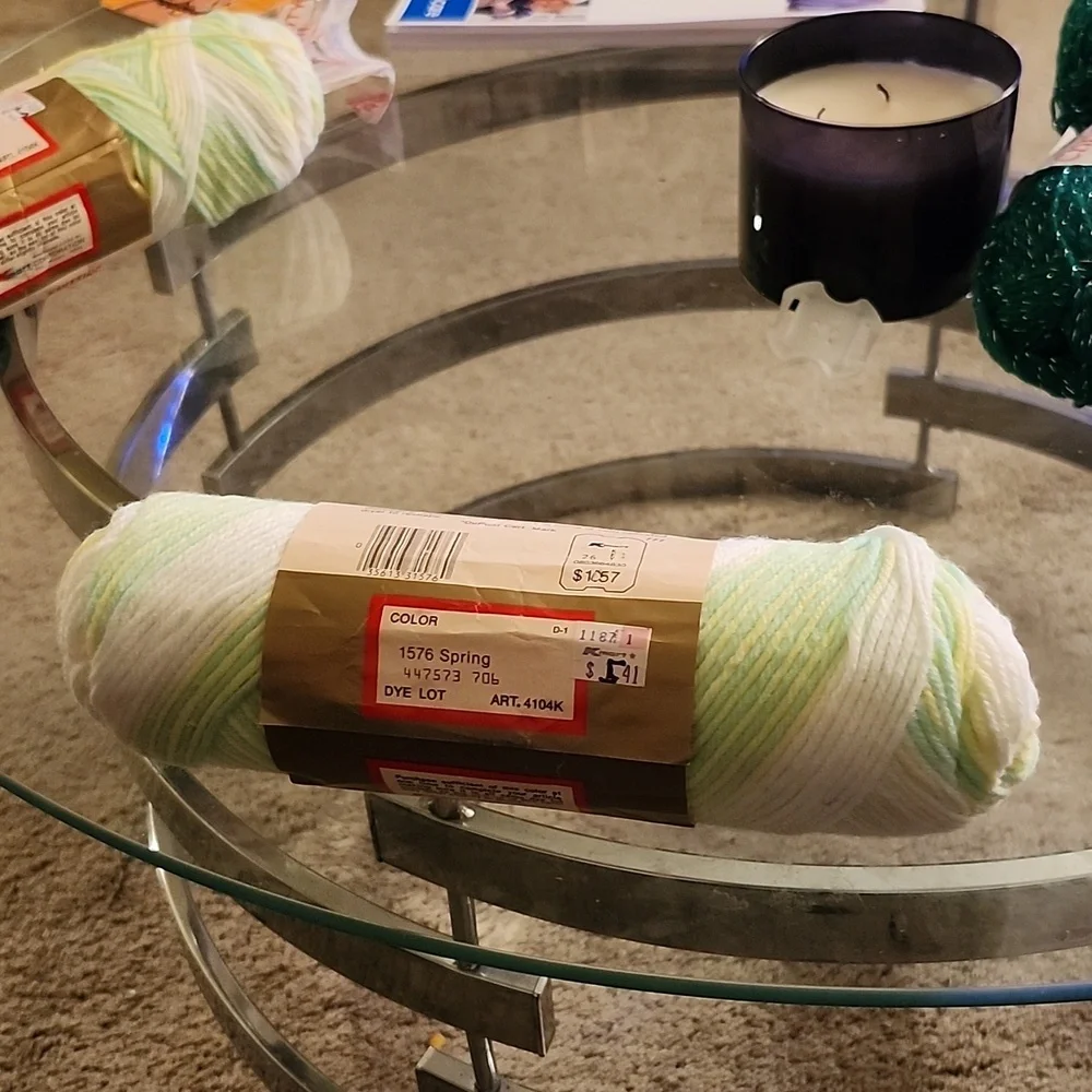 Knitting Worted Type - Picture 2 of 3